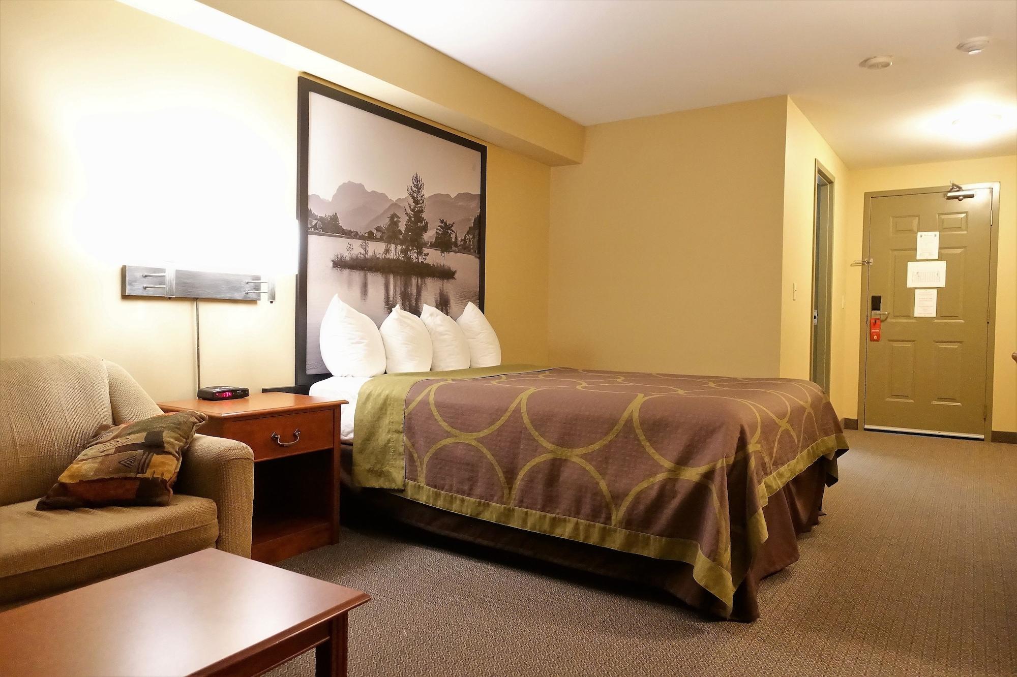 Super 8 By Wyndham Ste Marie On Hotel 2*